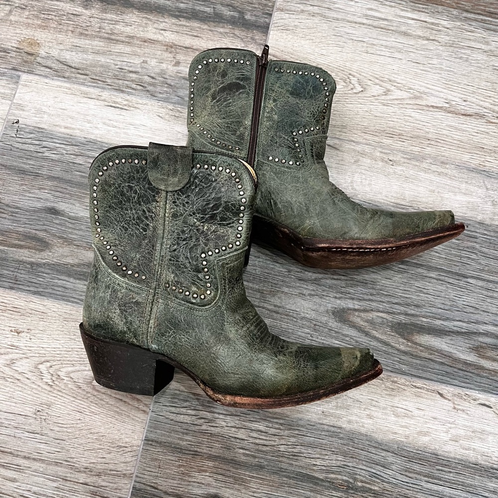 Dark green real leather cowboy boots by Sundance size 6.5